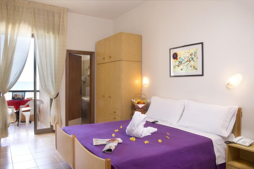 Hotel Usa Rimini Cameră foto